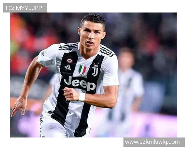 当今足坛最火球星是谁 全球球迷热议的足球巨星及其影响力解析