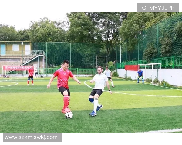 足球球星手机版全新上线畅享绿茵赛场激情体验